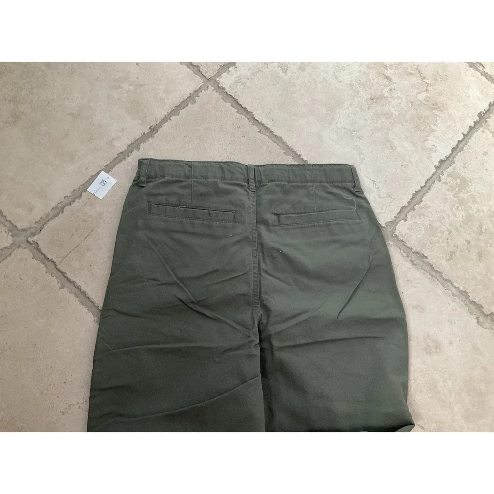 NWT Old Navy Olive Green Baggy‎ Pants, Boys Size 16 - Adjustable Waist Chino